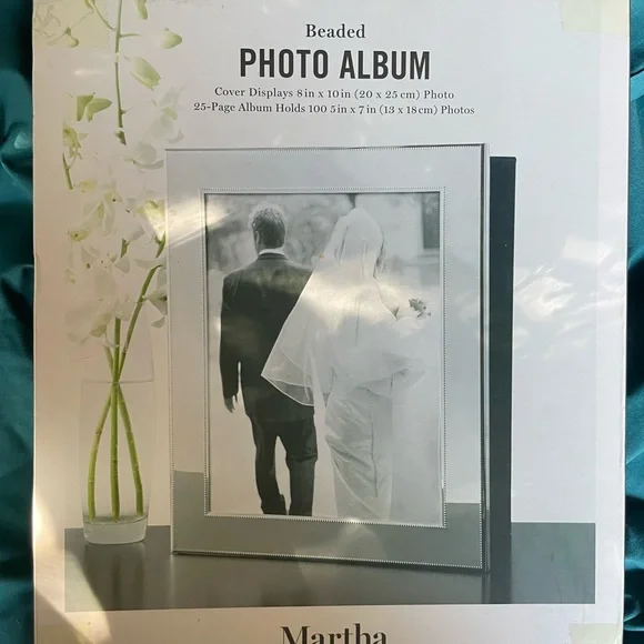 Martha Stewart Silver Beaded Photo Album, Great Wedding Gift. - Picture 2 of 12